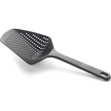 Colador negro Joseph Joseph Scoop Plus Colador de cocina multifuncional, ideal para escurrir alimentos con facilidad y precisión, diseño innovador, color negro