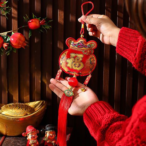 Hängende Dekoration zum Chinesischen Neujahr mit Glocke, Frühlingsfest-Anhänger für die Eingangstür, Glückstasche (1/2)