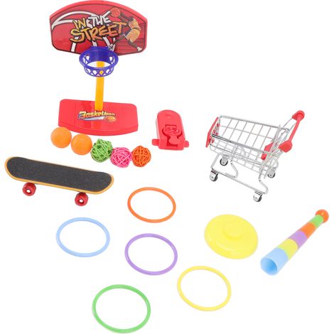 Lot de 4 jouets interactifs pour l'entraînement des oiseaux : basket-ball, skateboard et chariot, parfaits pour les perruches ondulées et les calopsittes. (1/5)
