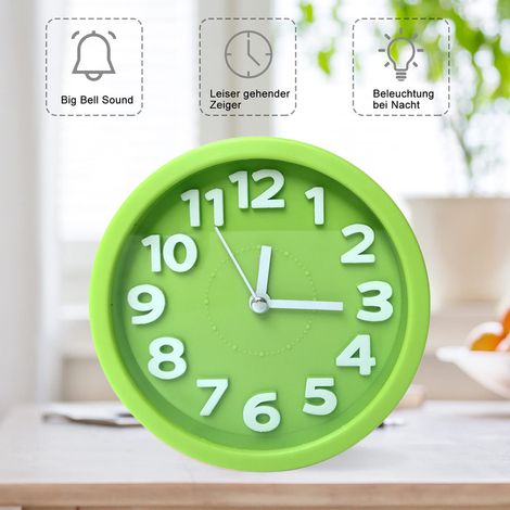 Silent, non-ticking, battery-operated analog alarm clock