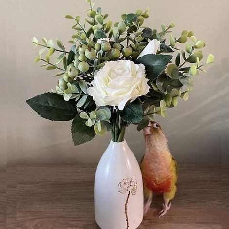 Künstliche Seidenblumen, weiße Rosen, Eukalyptusblätter, Beeren, Blumenarrangements für Brautsträuße