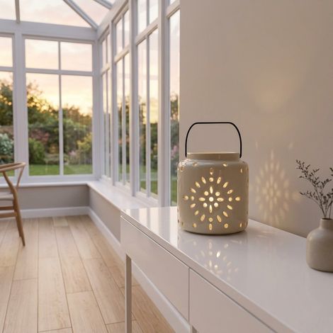 Maison Intricate Pattern Ceramic Lantern (1/2)
