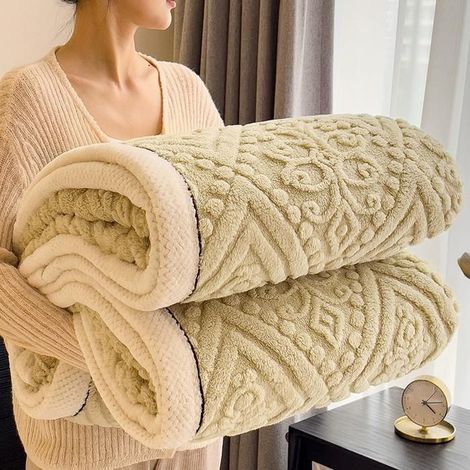 Plaid Flanelle, 200x230cm Chaud Double Face Épais Couverture Douce Hiver Lit Canapé Bureau Cadeau Sieste Déco Maison,Beige (1/5)