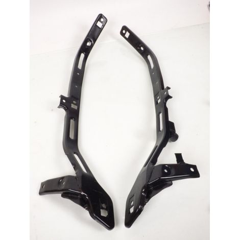 [PRODUIT D'OCCASION] Support divers origine pour scooter Piaggio 125 X9 Evolution (1/2)