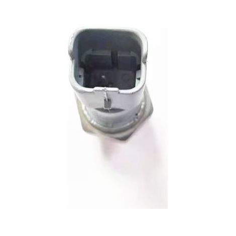 Der 1131C5 eignet sich für Motoröldruckschalter bei Peugeot 206, 207, 307, 308, Citroën C4 und C5 und gibt bei niedrigem Öldruck einen Alarm aus. (1/3)