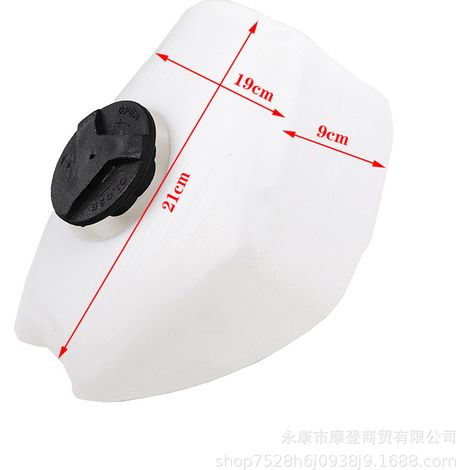 Accessoires pour mini-motos sportives 47/49cc deux temps : réservoir de carburant en plastique et bidon d’essence avec bouchon. (1/5)