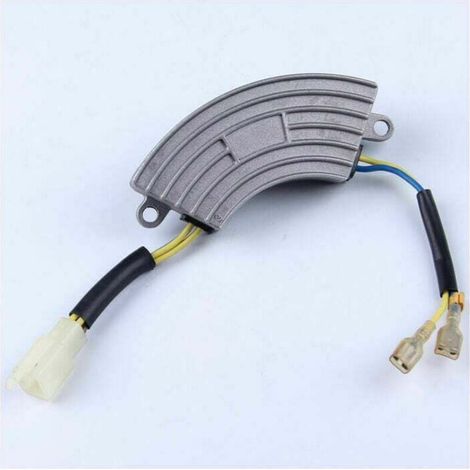 Régulateur de tension pour générateurs 2KW/2.5KW/2.8KW – Aluminium durable – Stabilisation de tension optimale – Compatible avec générateurs essence (1/4)