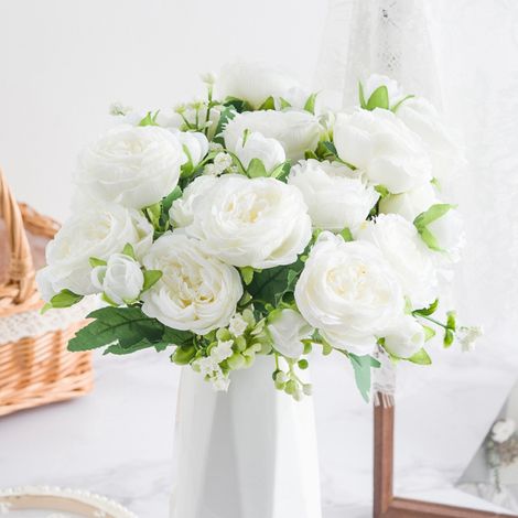 bouquets de pivoines artificielles romantiques et éclatantes de 6 cm de diamètre, décoratives, légères et attrayantes. Pivoines blanches artificielles. (1/5)