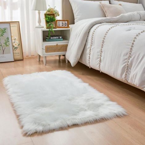 1 Tapis en fourrure synthétique, 6 cm d'épaisseur, doux et chaud, pour salon, chambre, bureau (1/5)