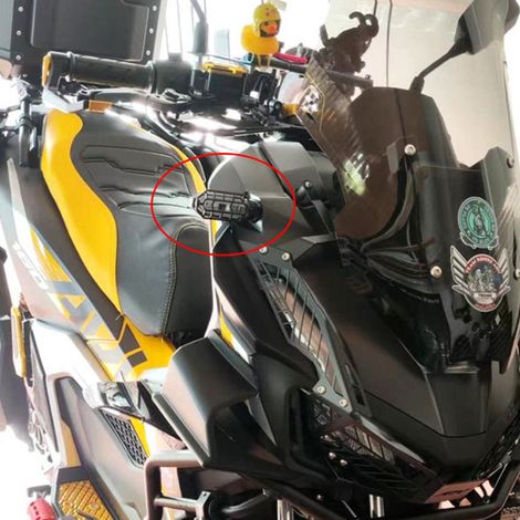 Stainless steel turn signal cover for Honda CB500X ADV160/150 motorcycles (1/4)