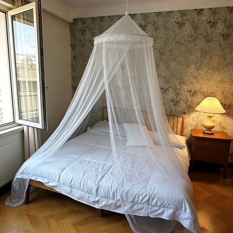 Hängendes Moskitonetz, Moskitobaldachin, verwendbar zu Dekorationszwecken oder auf Reisen, geeignet für ein 1,5 Meter langes Bett (6x2,5x8,5 m) (1/5)