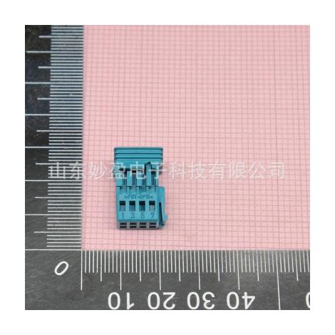 TE/AMP connectors and terminals, stock available. (9-965382-2) (1/5)