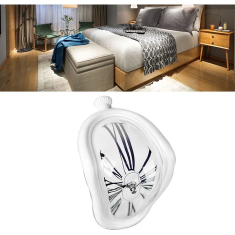 Horloge de bureau décorative rétro en plastique métallisé blanc, effet fondu. (1/5)