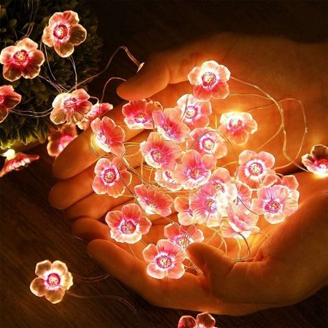 Guirlande lumineuse à en forme de fleur cerisier alimentée par batterie idéale pour Noël un mariage ou la Saint Valentin 30 LED Rose (1/3)