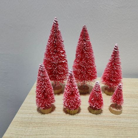 Mini sapin de Noël, décoration de bureau à faire soi-même, aiguilles de pin enneigées, couronne de Noël, mini sapin de Noël - Grand sapin en chanvre rouge de 10 cm -