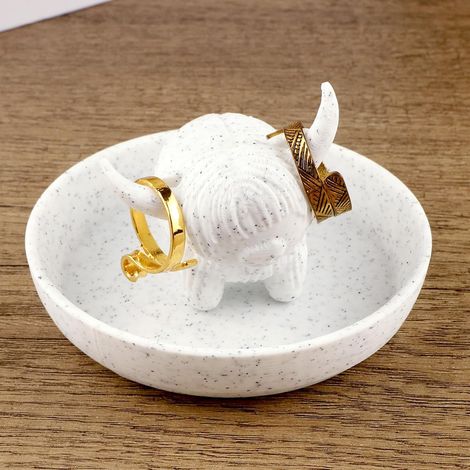 Porte-Bagues en Forme de Vache des Highlands avec Plateau, Organiseur de Bijoux Bohème Plat à Bagues pour Femmes Jolie Décoration Ferme pour Salle Bain Bureau Coiffeuse Joli Cadeau (1/5)
