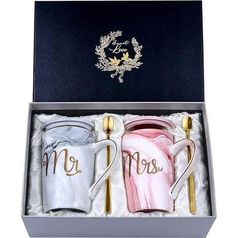 Coffret Cadeau Couple Mariage Mr et Mrs - Lot de 2 Tasses à Café en Céramique avec Couvercle et Cuillère, 415ml (1/5)