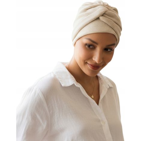 Turbante de mujer Sara, de algodón a rayas color crema, también usado después de la quimioterapia. (1/5)