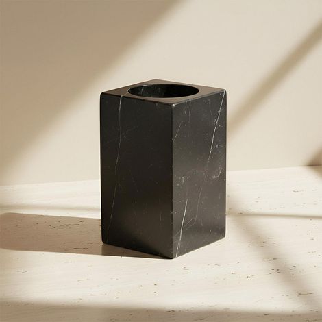 BATHBAZAAR - Gobelet en marbre véritable noir mat (1/5)