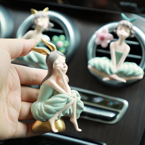 Porte-bonheur Fille Fleur Clip Grille Aération Voiture Diffuseur Parfum Auto Coloré Décor Intérieur Accessoire (1/3)