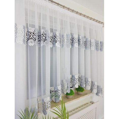 Cortina de voile blanca confeccionada de 400x160 cm, encaje guipur doble, lazo y cinta fruncidora. (1/5)