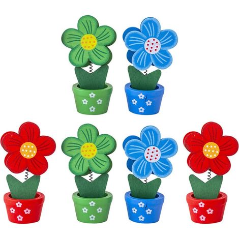 pièces de nombreuses lampes de couleur en bois avec des