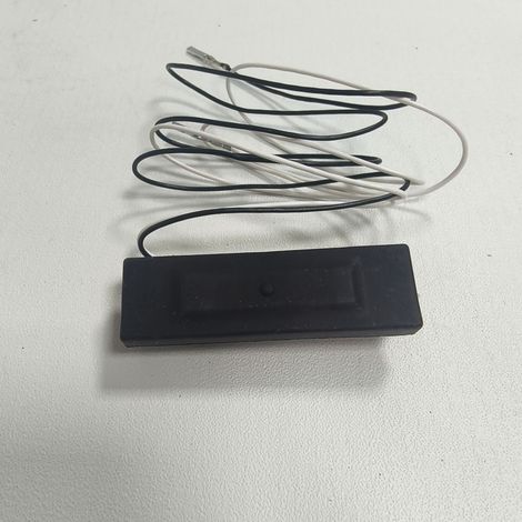 81260-C9000 is a tailgate switch for Hyundai and Kia IX25 vehicles. (1/5)