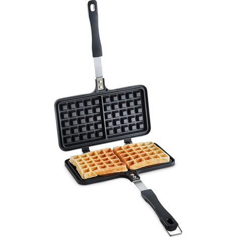 Superior Waffle Maker - Double waffle maker made of die-cast aluminum with a non-stick interior coating for easy cleaning, bakelite handle, and locking latch - For homemade waffles (1/5)