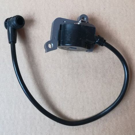 Die Zündspule, der Hochspannungstransformator und der Zünder Ignition SOLO 423 sind für die Kettensäge SOLO 423 geeignet und gewährleisten eine zuverlässige Zündung. (1/4)