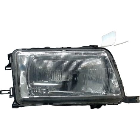 Phare Droit AUDI 80 (1/3)