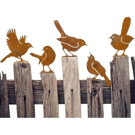 5-teiliges Set aus Metall-Vogelfiguren mit Rostpatina, wetterfeste Außendekoration, ideal für Gärten, Terrassen oder Balkone. (1/5)