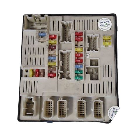 [PRODUIT D'OCCASION] Boite A Fusibles RENAULT Megane III 2008- ♻️ Ref Oe. 284b69854r - Garantie à vie (1/5)