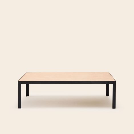 Table basse en Plateau en enduit effet béton et piètement métal noir ORELIA
