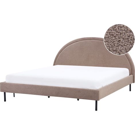 Letto matrimoniale in poliestere bouclè beige imbottito con base a doghe e testiera rotonda 180 x 200 cm Margut