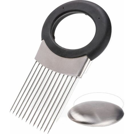 All-in-one onion holder, deodorizer, slicer, cutter and chopper (1/5)