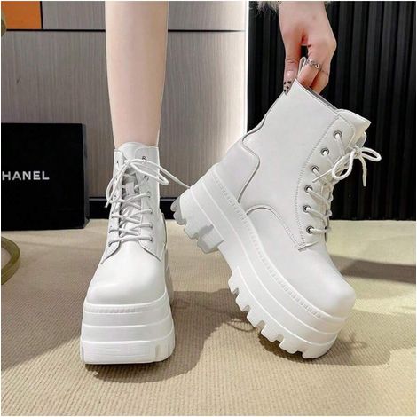 Bottes Dr. Martens pour femmes, bottes à plateforme rehaussantes avec fermeture éclair, bottes de moto à plateforme amincissantes. (1/4)