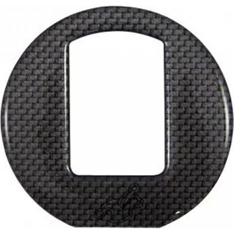 Protection de bouchon de réservoir look carbone Mad pour moto (1/2)