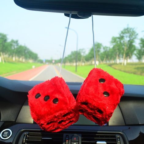 2 Suspensions en Dés en Peluche pour Voiture, Pendentif avec Points et Ventouse, Accroche pour Vitre Auto et Réfrigérateur (1/5)