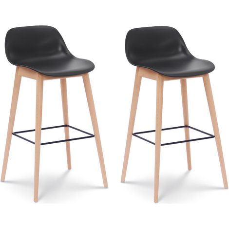 Kosmi – Lot de 2 tabourets de bar noirs scandinaves – Pieds en bois naturel – Hauteur 66 cm – Confort moderne pour cuisine et salon