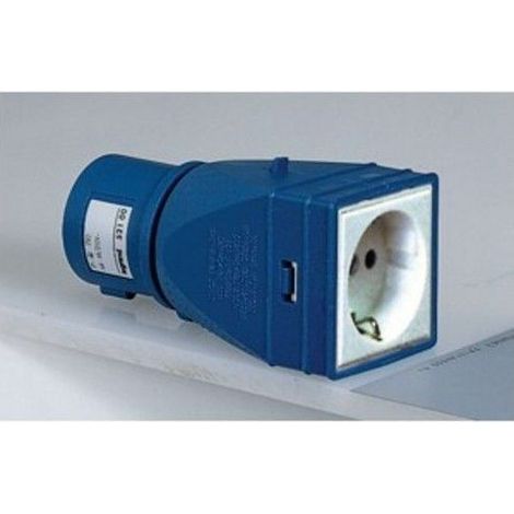 LEGRAND 052102  Adaptateur P-17 2P + T 16A