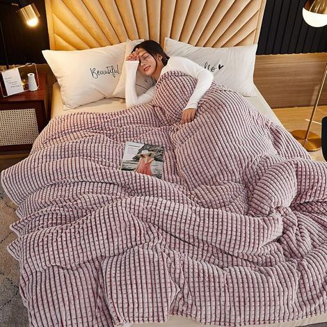 Couverture polaire rose et blanc 120x200 cm – Microfibre-polyester antistatique – Douceur et chaleur pour moments de détente (1/5)