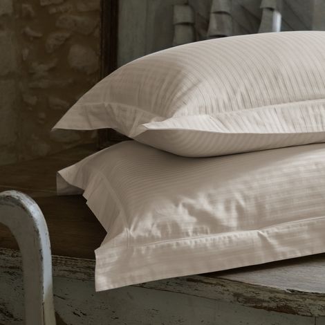 Parure de lit satin de coton CONCERTO Taie 65x65 cm A rayures 280x240 cm (1/5)