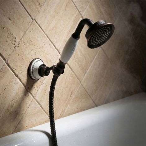 Ensemble de douche rétro noir PaulGurkes avec support et pommeau (1/5)