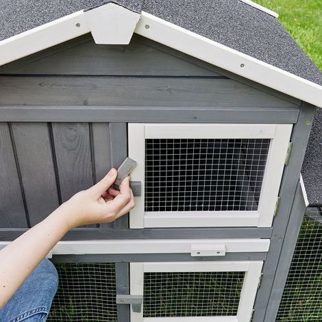 Bb-Loisir – Cage clapier enclos lapin extérieur en bois 210x54x85,5cm – Grand espace avec rampe en bois – Accès facile par 4 portes – Résistant aux intempéries