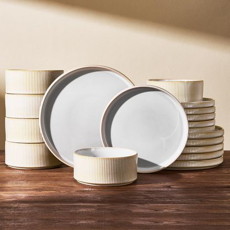 service de table 18 pièces pour 6, blanc cappuccino Service de vaisselle, assiettes à dessert et bols à pâtes, anti-rayures, compatible avec le micro-ondes et le lave-vaisselle (1/5)