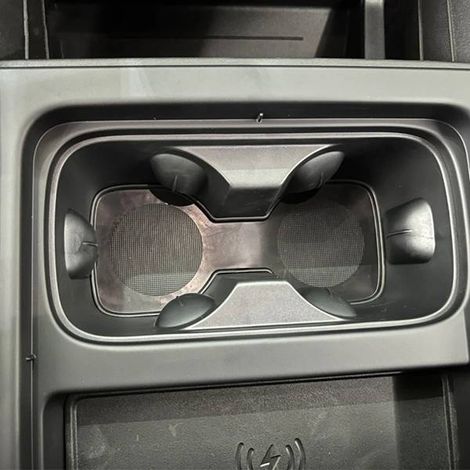 1 color: Black Material: TPE Center console cup holder, car interior accessory suitable for Land Rover. (1/5)