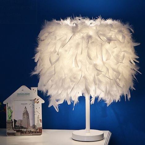 White Feather Table Lamp for Bedside Sitting Room (1/5)