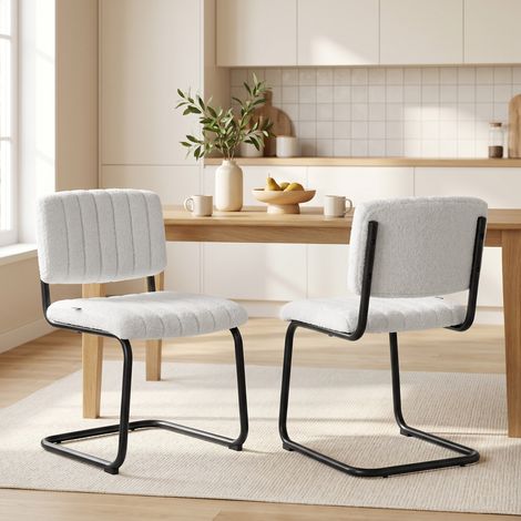 Lot de 2 chaises à manger oscillantes haut dossier aspect polaire teddy adaptées table de cuisine crème (1/5)
