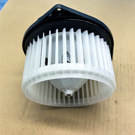 27220-JK00D is suitable for Nissan Patrol Y62 and Infiniti QX56/QX80 air conditioning blower motors. (1/4)