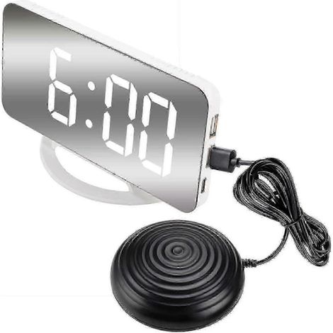 Un réveil vibrant et puissant, idéal pour les gros dormeurs, doté d'un vibreur pour matelas, d'un affichage numérique et d'une finition polie miroir. (1/5)
